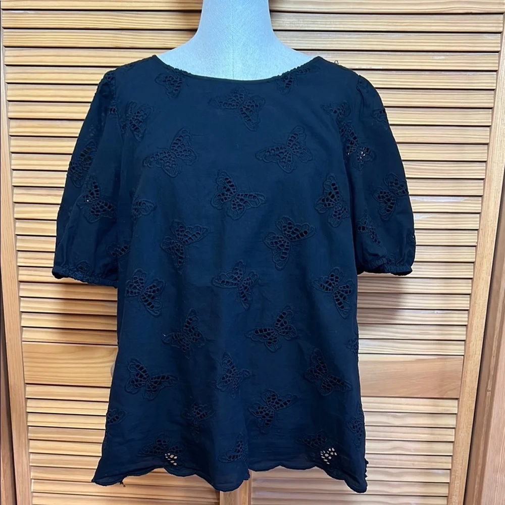 Eyelet top - Picture 9 of 10